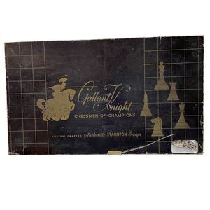 Gallant Knight Chess Set Vintage Felt Bottom Pieces Staunton Design (READ)
